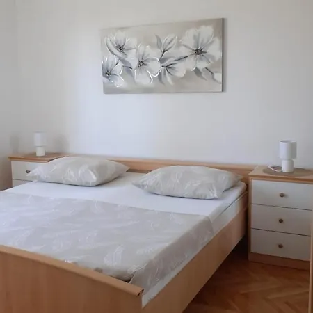 Viki Lägenhet Lozovac