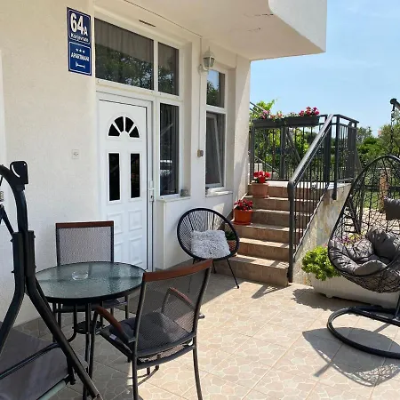 Viki Appartement Lozovac