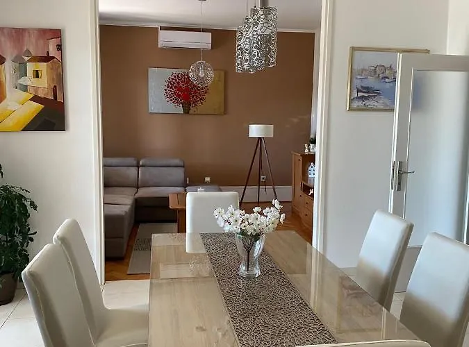 Viki Appartement Lozovac