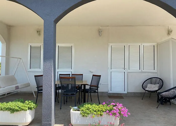 Viki Appartement Lozovac